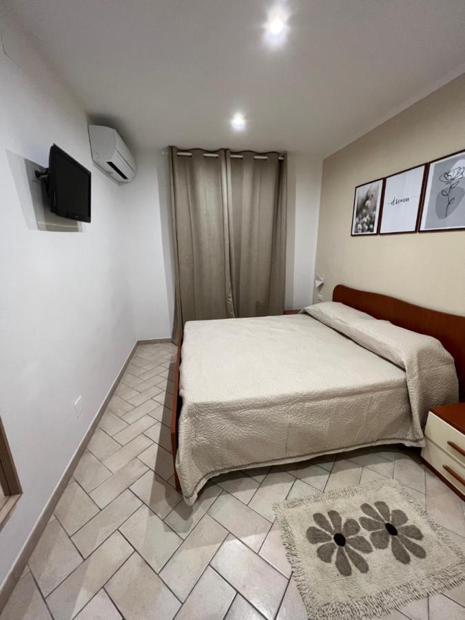Deus Accomodation Tropea Esterno foto