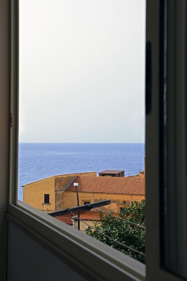 Deus Accomodation Tropea Esterno foto